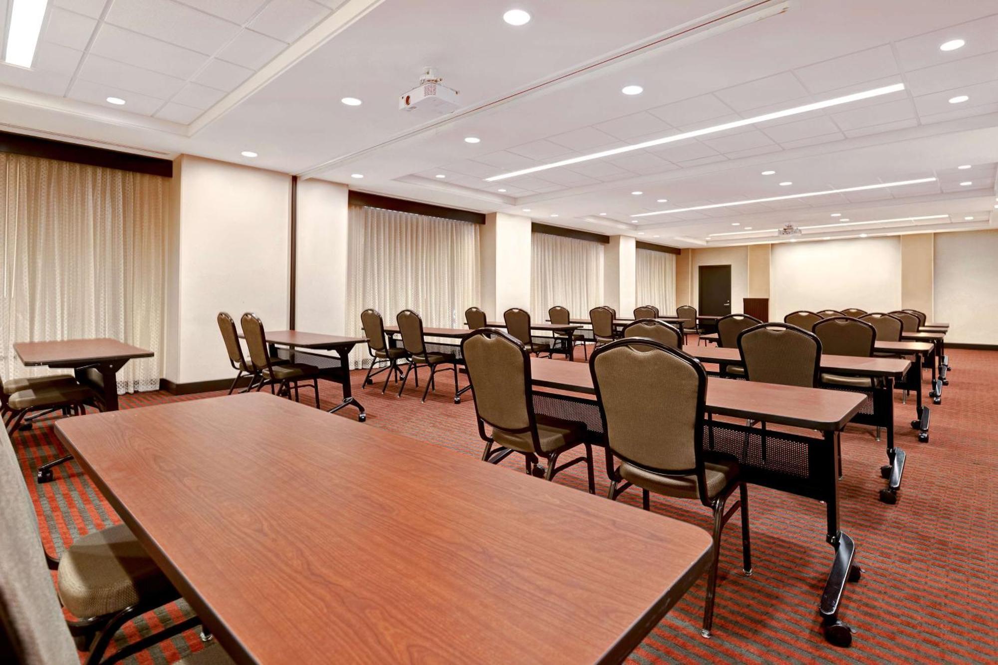 Hyatt Place Bloomington / Normal Luaran gambar