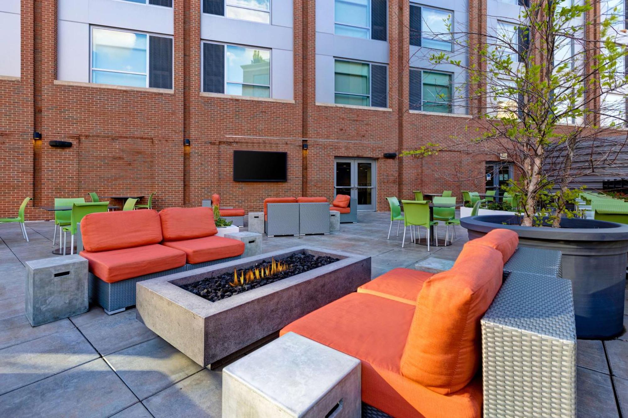 Hyatt Place Bloomington / Normal Luaran gambar