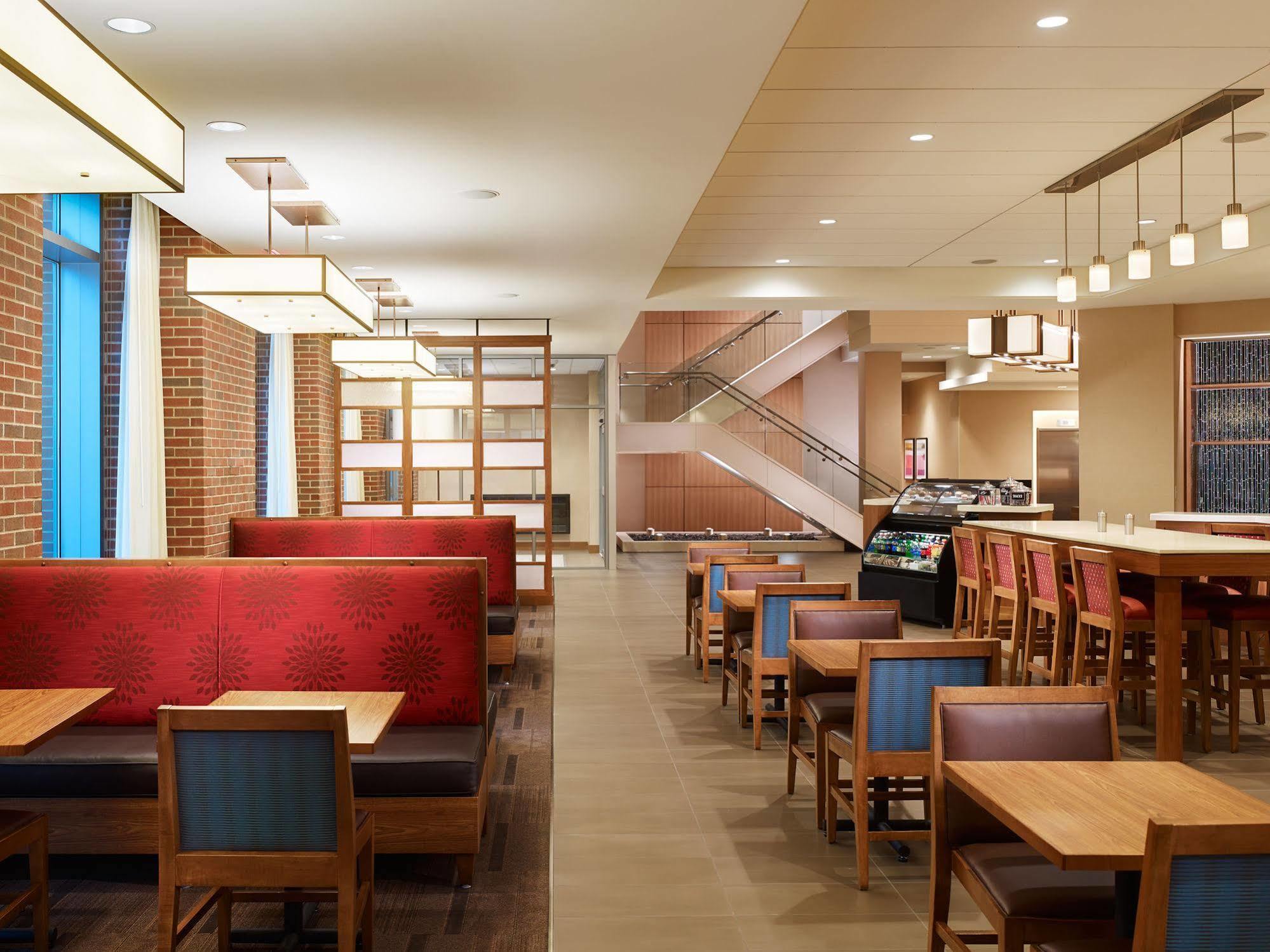 Hyatt Place Bloomington / Normal Luaran gambar