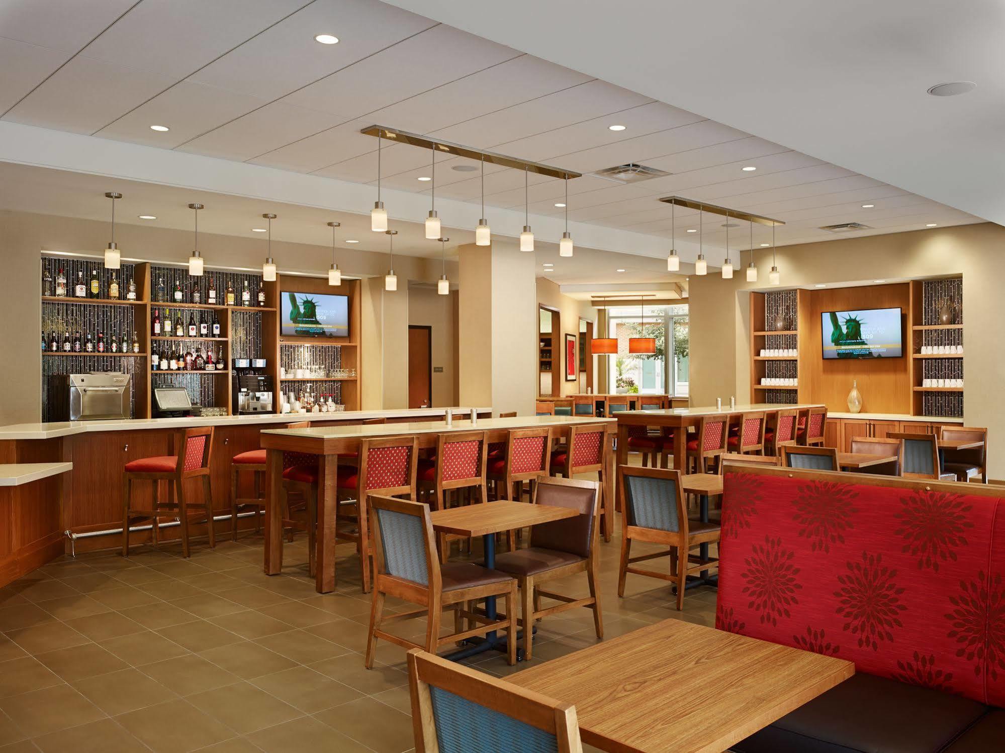 Hyatt Place Bloomington / Normal Luaran gambar