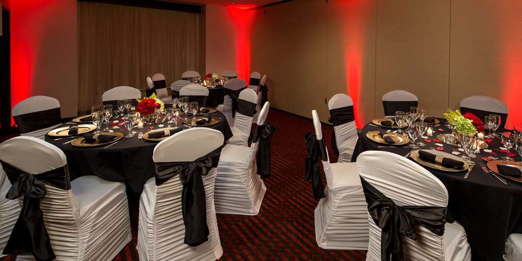 Hyatt Place Bloomington / Normal Kemudahan gambar